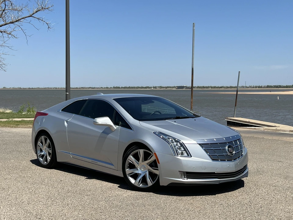 2014 Cadillac ELR - Image 16 of 31