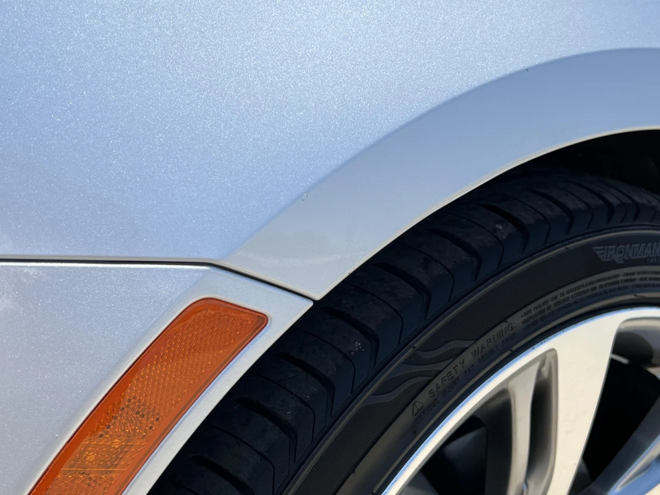2014 Cadillac ELR - Image 25 of 31