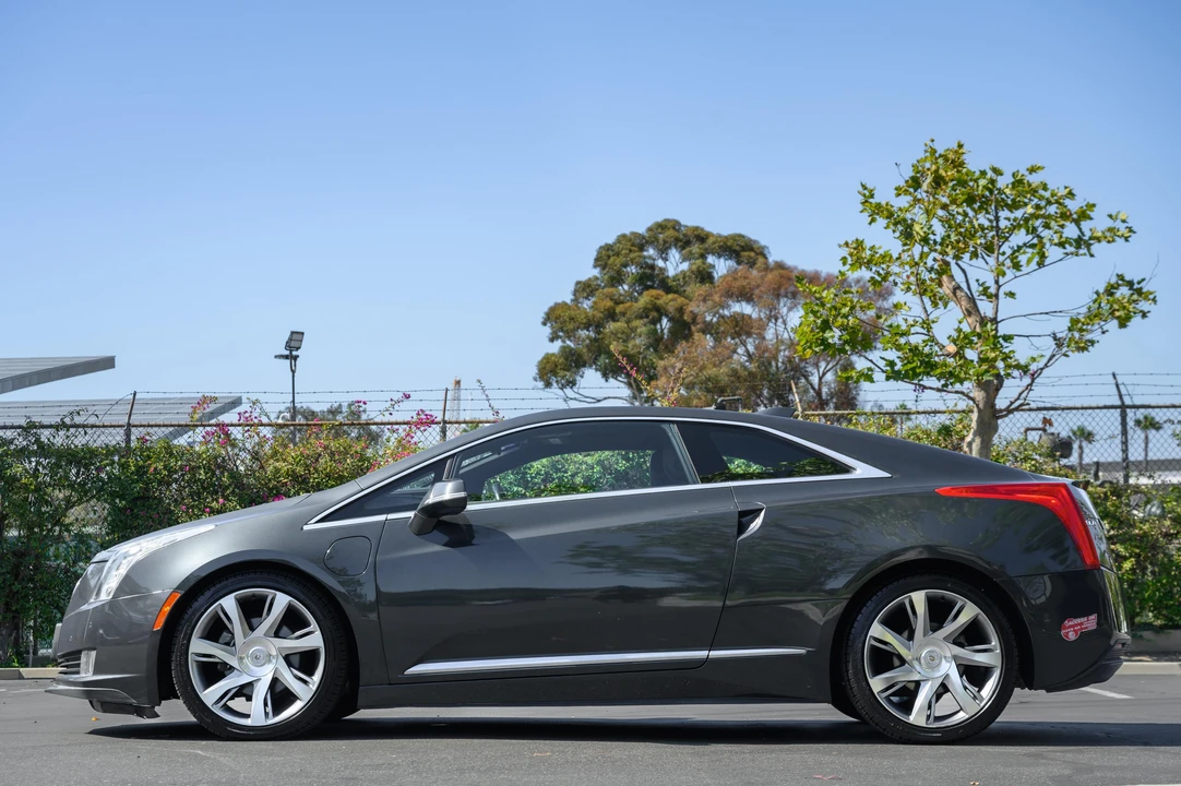2014 Cadillac ELR - Image 10 of 31