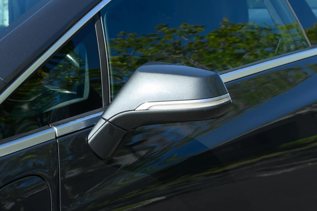 2014 Cadillac ELR - Image 30 of 31