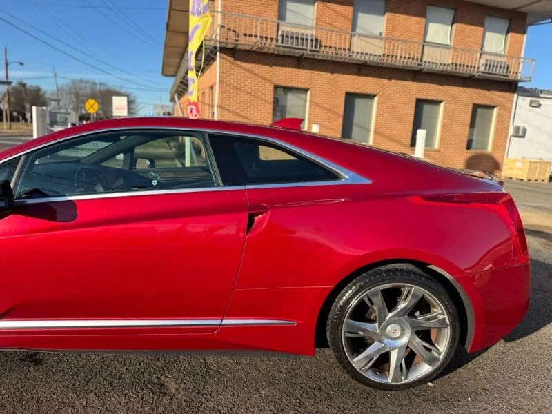 2014 Cadillac ELR - Image 8 of 12