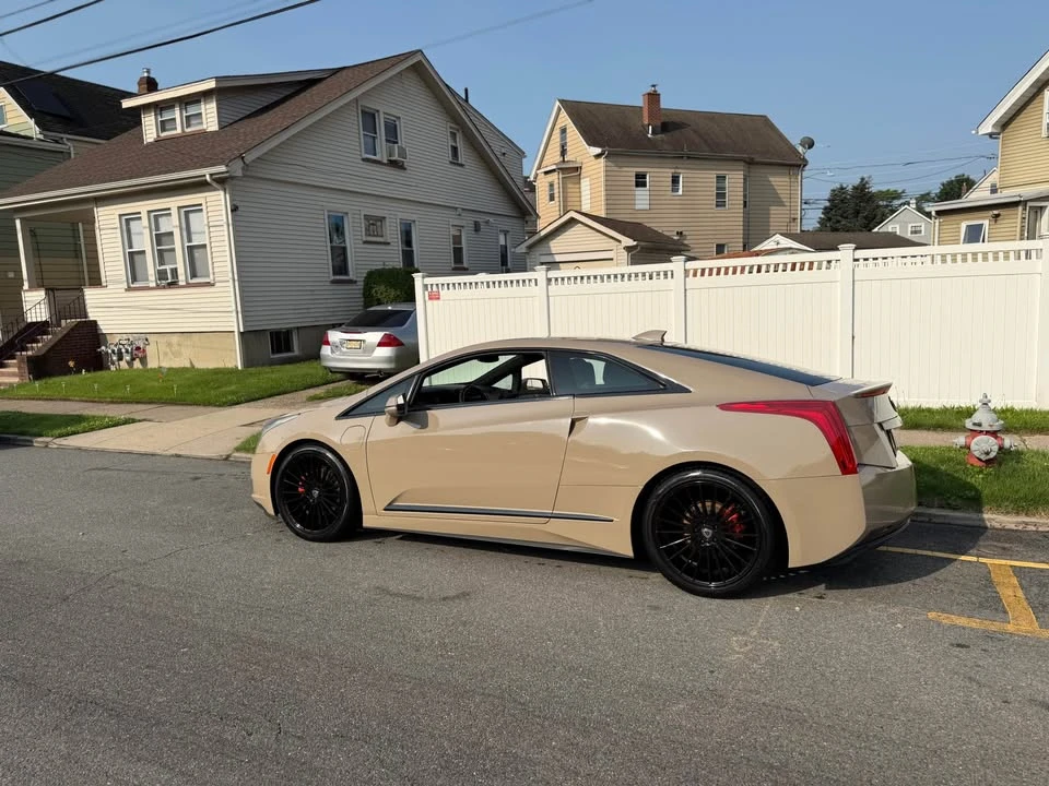 2014 Cadillac ELR - Image 2 of 18