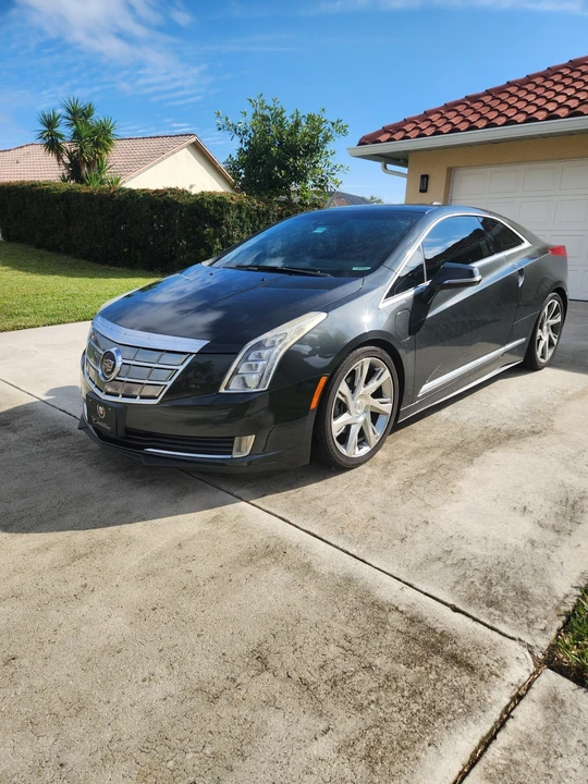 2014 Cadillac ELR - Image 3 of 11