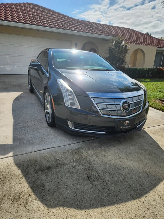 2014 Cadillac ELR - Image 2 of 11