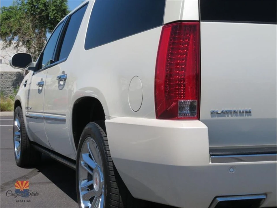2014 Cadillac Escalade & EXT 3rd Gen - Image 26 of 31