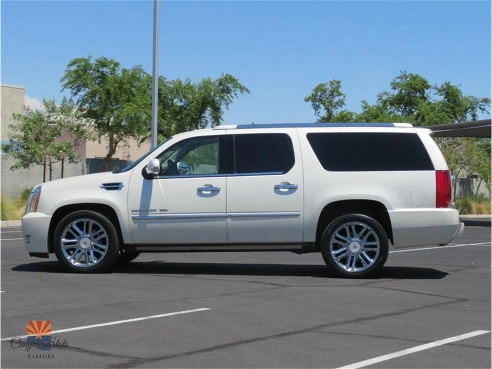 2014 Cadillac Escalade & EXT 3rd Gen - Image 11 of 31