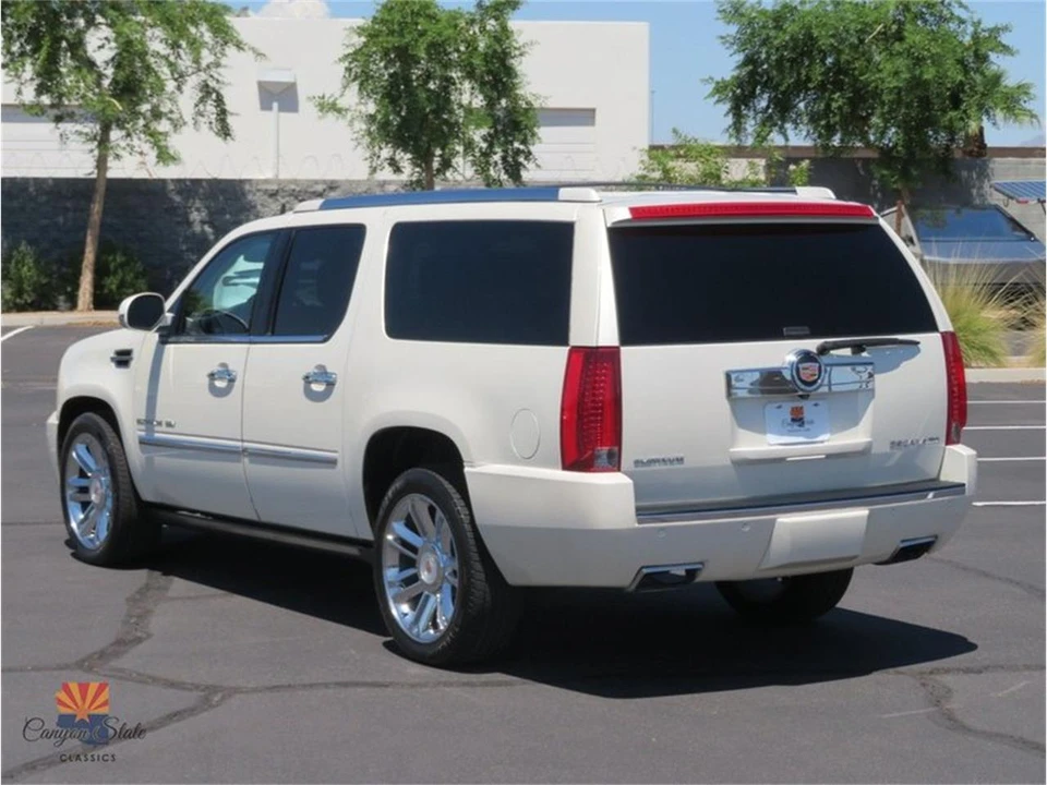2014 Cadillac Escalade & EXT 3rd Gen - Image 12 of 31