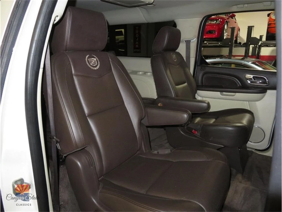 2014 Cadillac Escalade & EXT 3rd Gen - Image 5 of 31