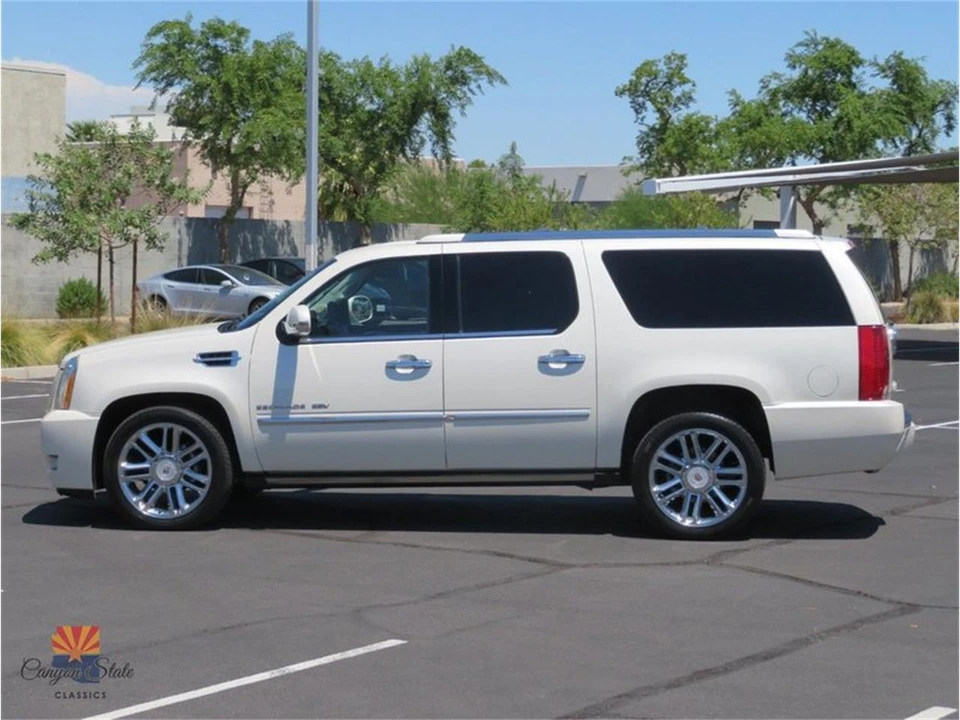 2014 Cadillac Escalade & EXT 3rd Gen - Image 10 of 31
