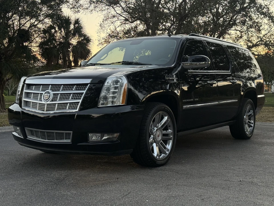 2014 Cadillac Escalade & EXT 3rd Gen - Image 5 of 21