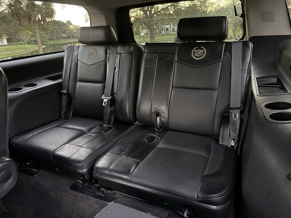 2014 Cadillac Escalade & EXT 3rd Gen - Image 19 of 21