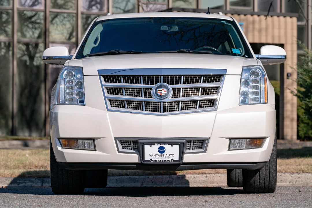 2014 Cadillac Escalade & EXT 3rd Gen - Image 21 of 31