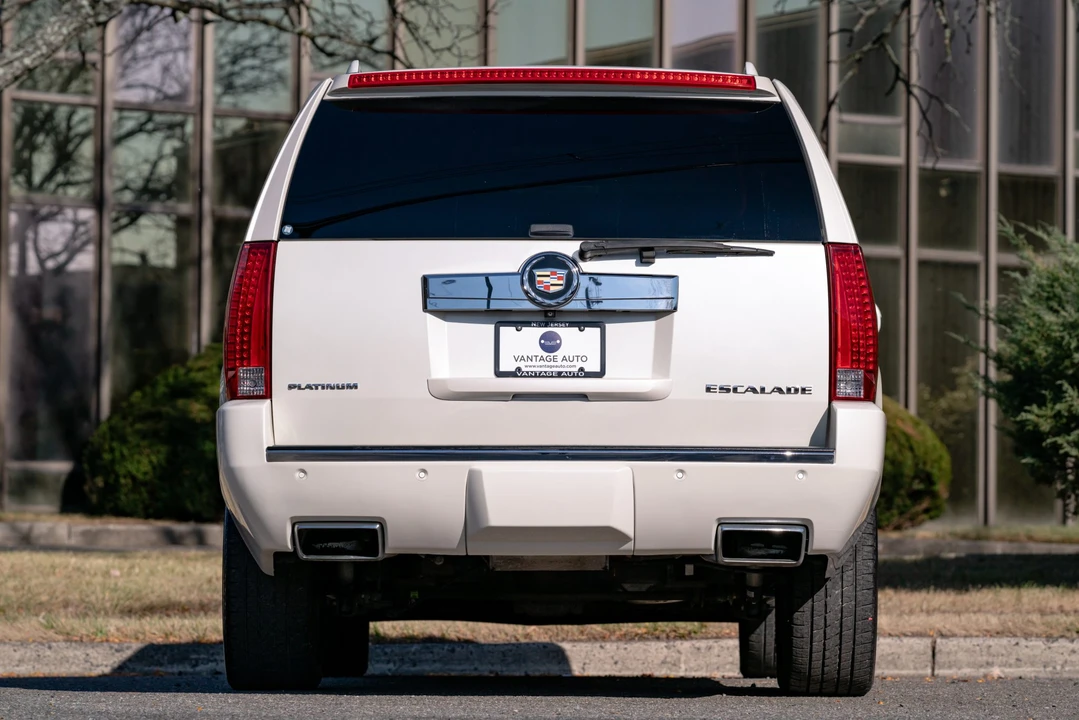 2014 Cadillac Escalade & EXT 3rd Gen - Image 11 of 31