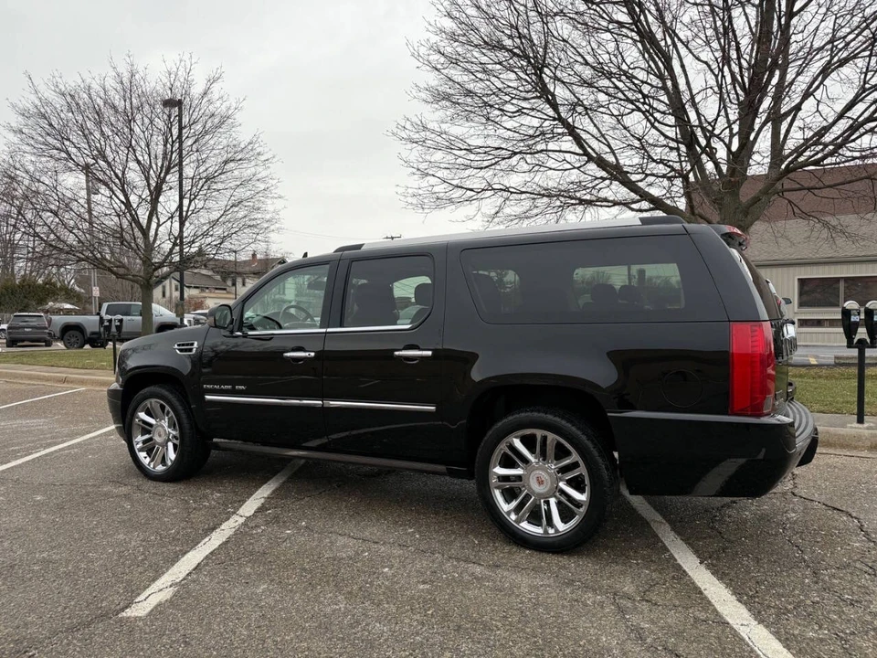 2014 Cadillac Escalade & EXT 3rd Gen - Image 4 of 21