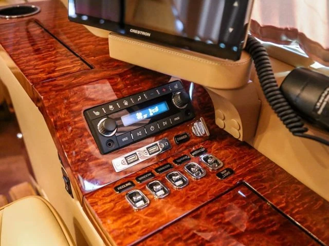 2014 Cadillac Escalade & EXT 3rd Gen - Image 24 of 31