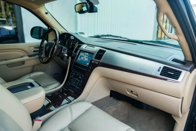 2014 Cadillac Escalade & EXT 3rd Gen - Image 21 of 21