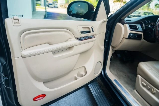 2014 Cadillac Escalade & EXT 3rd Gen - Image 19 of 21