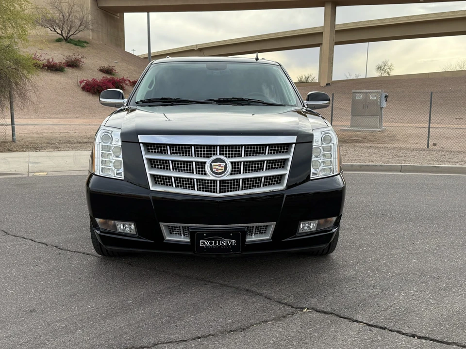 2014 Cadillac Escalade & EXT 3rd Gen - Image 4 of 31