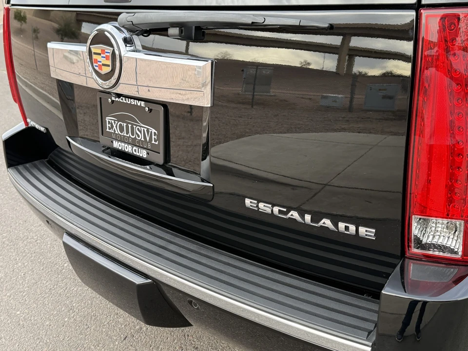 2014 Cadillac Escalade & EXT 3rd Gen - Image 19 of 31