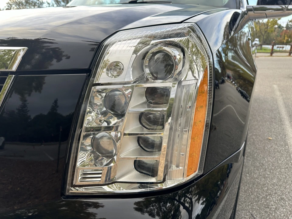 2014 Cadillac Escalade & EXT 3rd Gen - Image 25 of 31