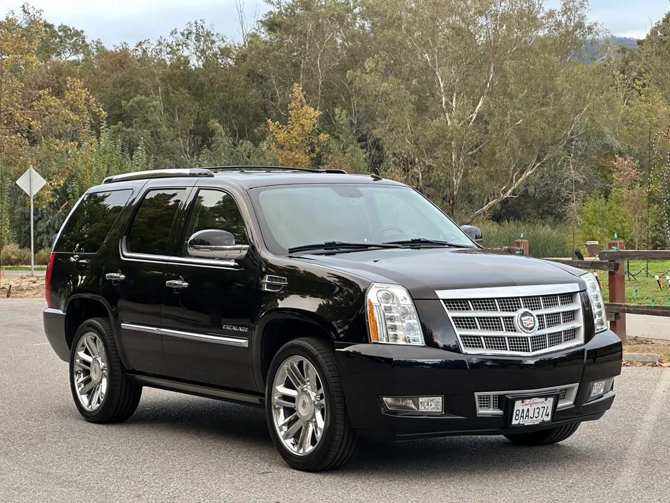 2014 Cadillac Escalade & EXT 3rd Gen - Image 10 of 31