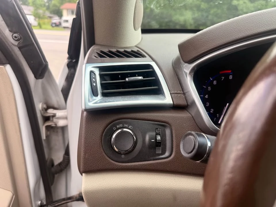 2014 Cadillac SRX - Image 10 of 16