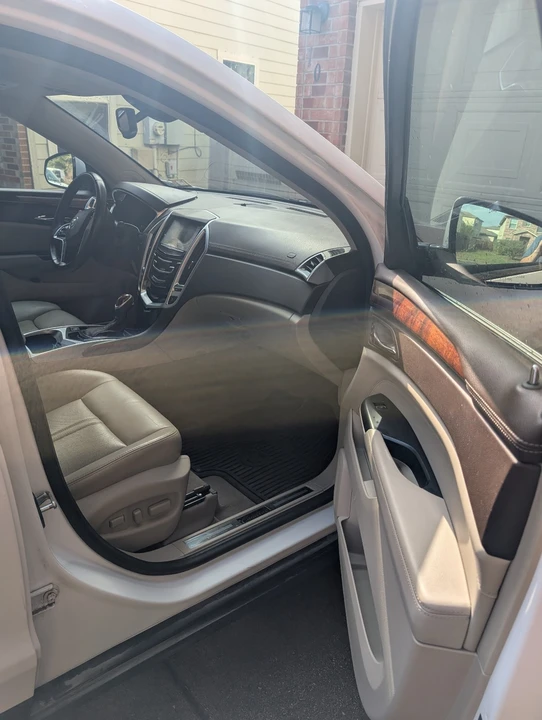 2014 Cadillac SRX - Image 10 of 17