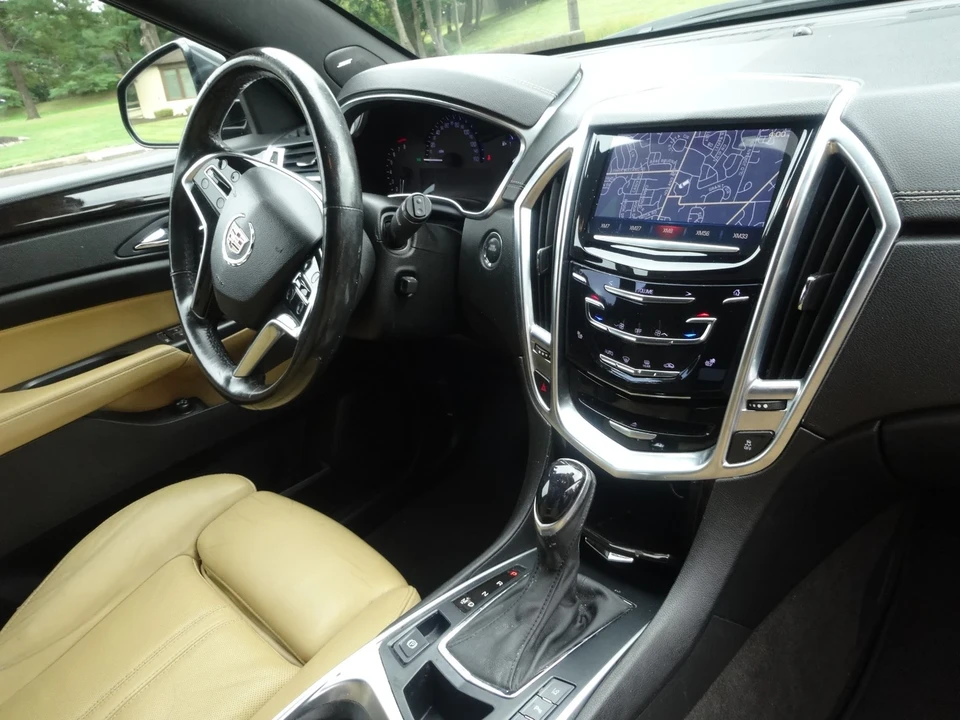 2014 Cadillac SRX - Image 13 of 20