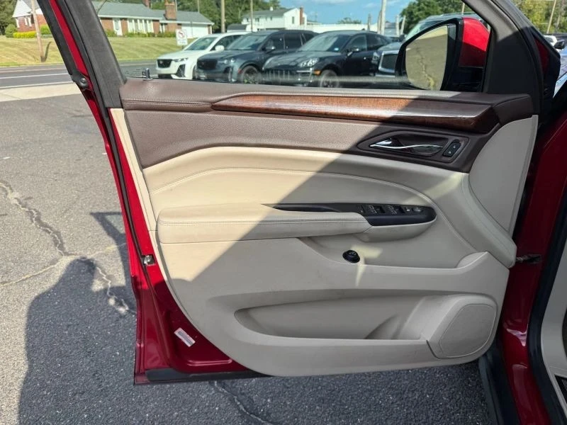 2014 Cadillac SRX - Image 11 of 12