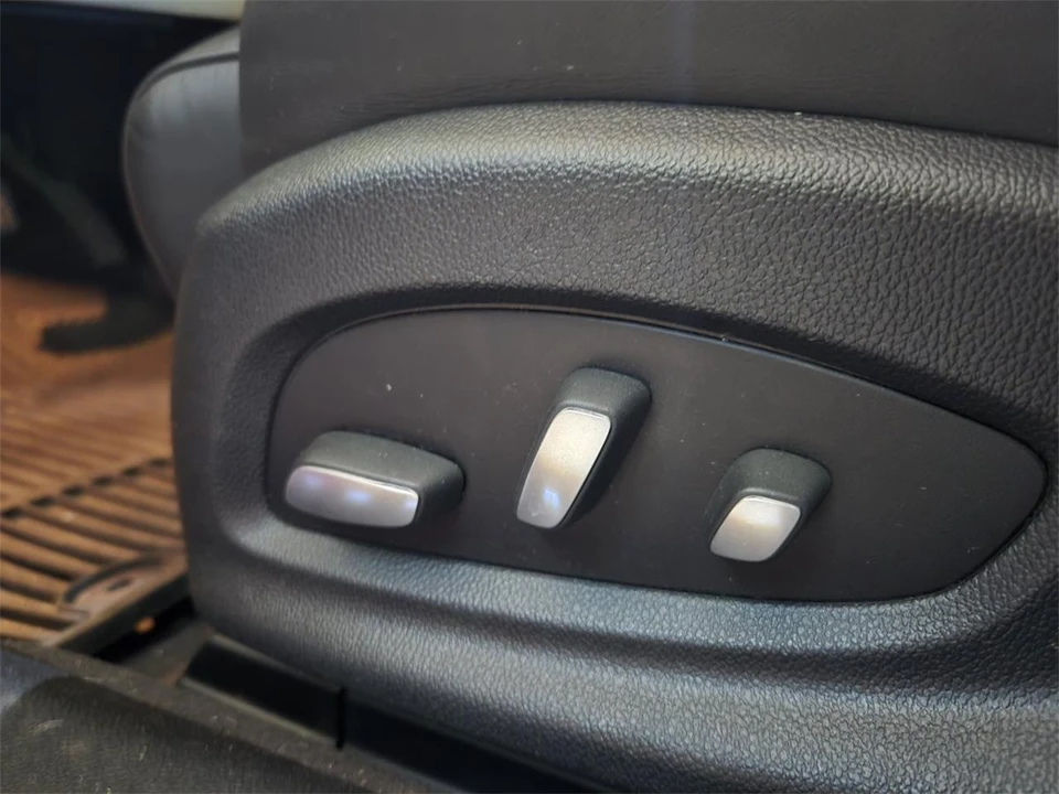 2014 Cadillac XTS - Image 29 of 31