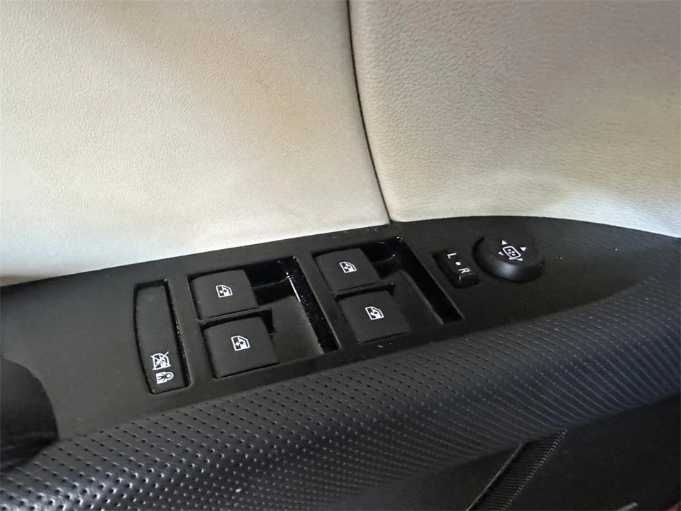 2014 Cadillac XTS - Image 23 of 31