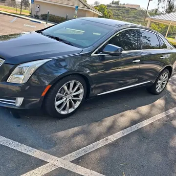 2014 Cadillac XTS Luxury Collection Sedan 4D