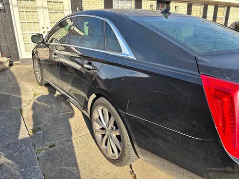 2014 Cadillac XTS Luxury Sedan 4D
