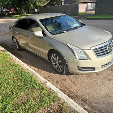 2014 Cadillac XTS Luxury Sedan 4D
