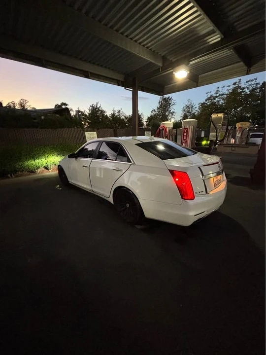 2014 Cadillac CTS 3rd Gen - Image 3 of 8