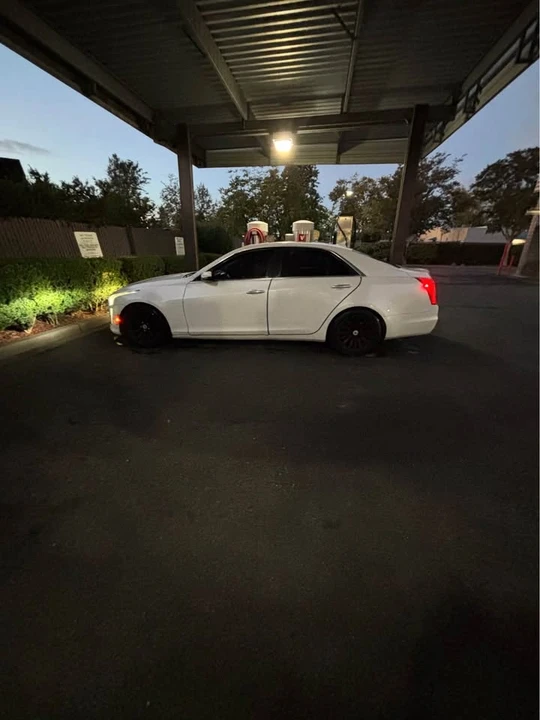 2014 Cadillac CTS 3rd Gen - Image 2 of 8