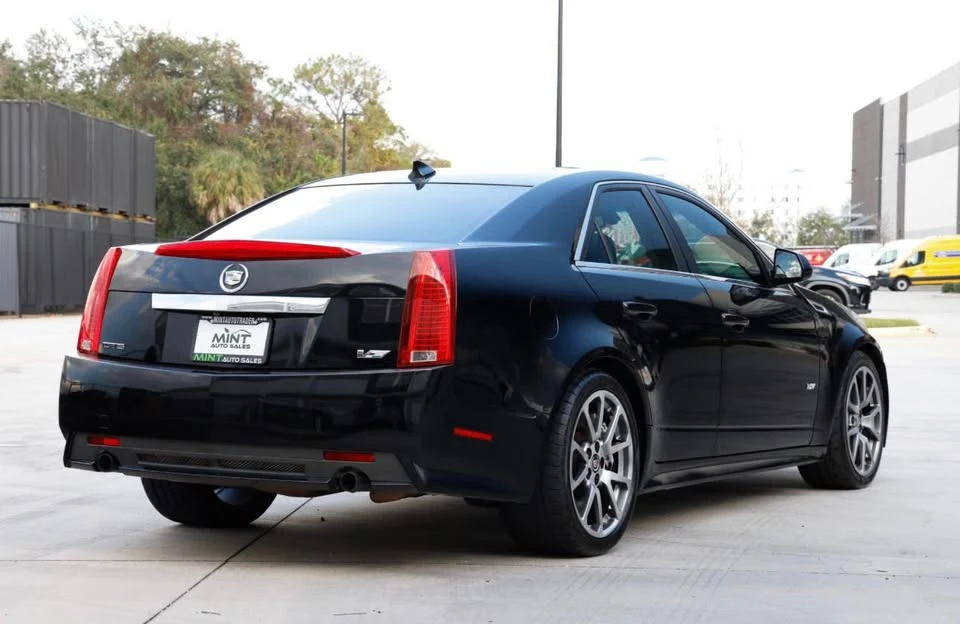 2014 Cadillac CTS-V 2nd Gen - Image 2 of 9