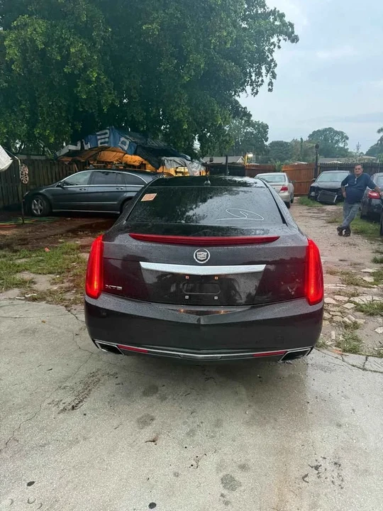 2014 Cadillac CTS-V 2nd Gen - Image 3 of 15