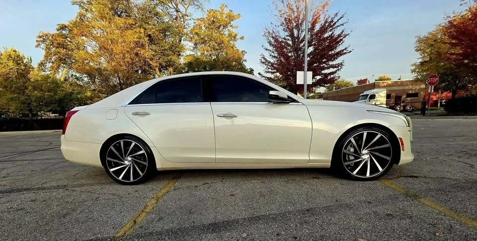 2014 Cadillac CTS-V 2nd Gen - Image 9 of 10
