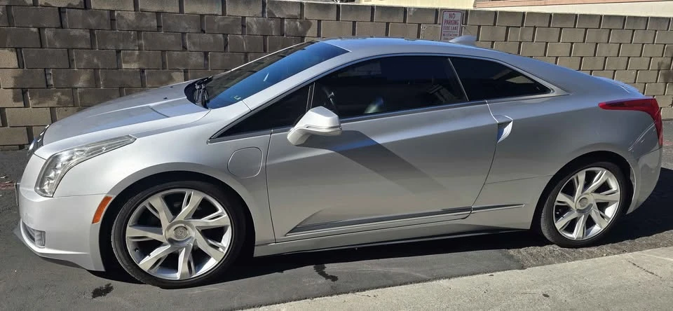 2014 Cadillac ELR - Image 9 of 13