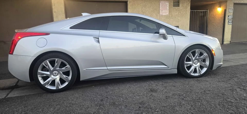 2014 Cadillac ELR - Image 12 of 13