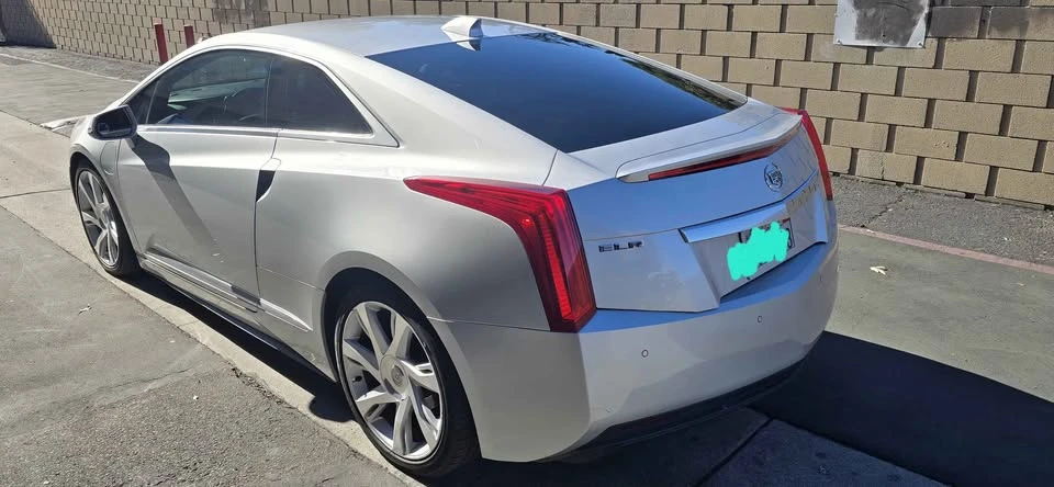 2014 Cadillac ELR - Image 11 of 13