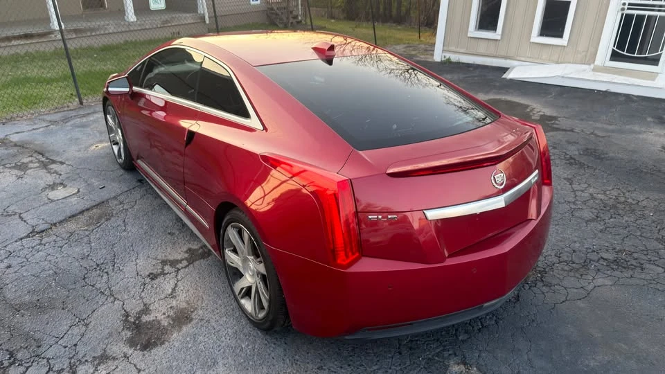 2014 Cadillac ELR - Image 9 of 20