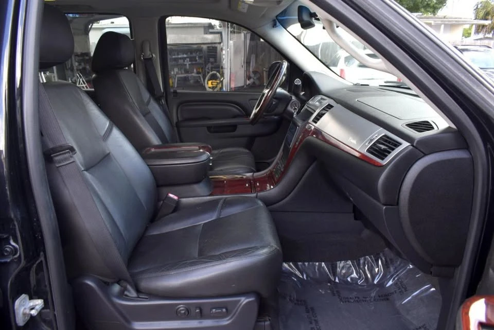 2014 Cadillac Escalade & EXT 3rd Gen - Image 12 of 18