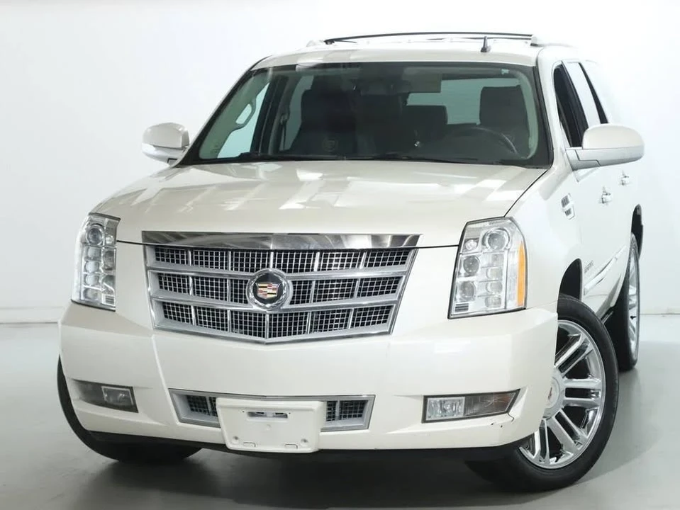 2014 Cadillac Escalade & EXT 3rd Gen - Image 3 of 20