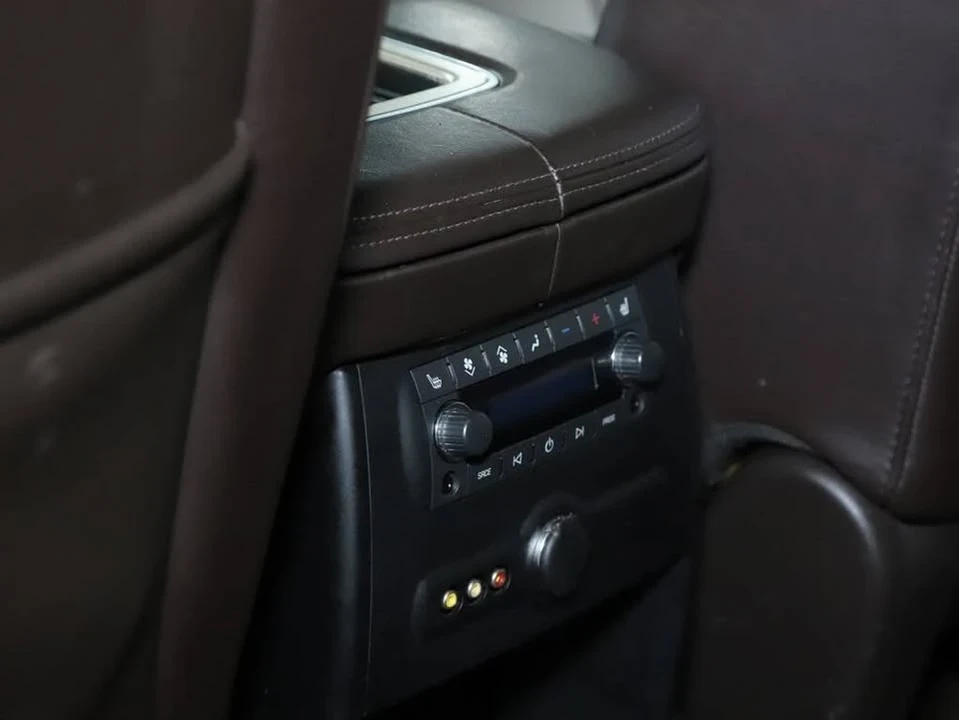 2014 Cadillac Escalade & EXT 3rd Gen - Image 17 of 20
