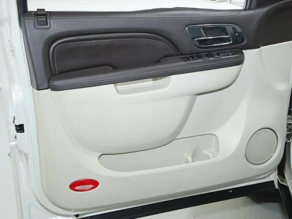 2014 Cadillac Escalade & EXT 3rd Gen - Image 18 of 20