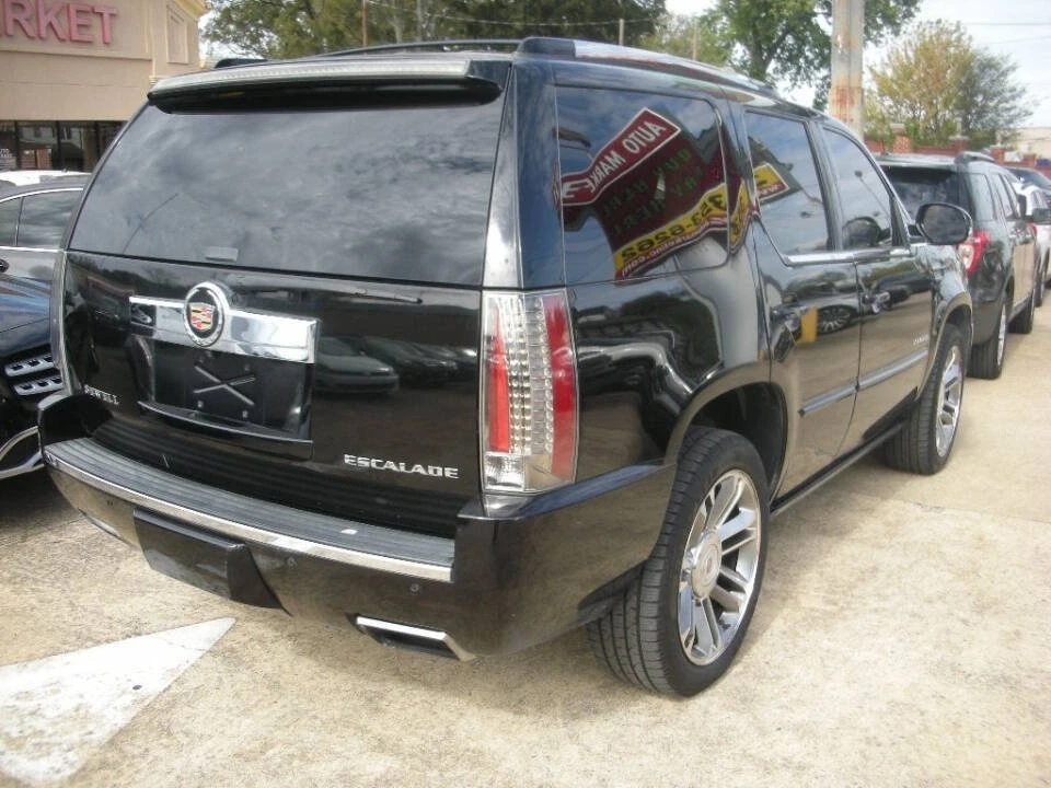 2014 Cadillac Escalade & EXT 3rd Gen - Image 3 of 10
