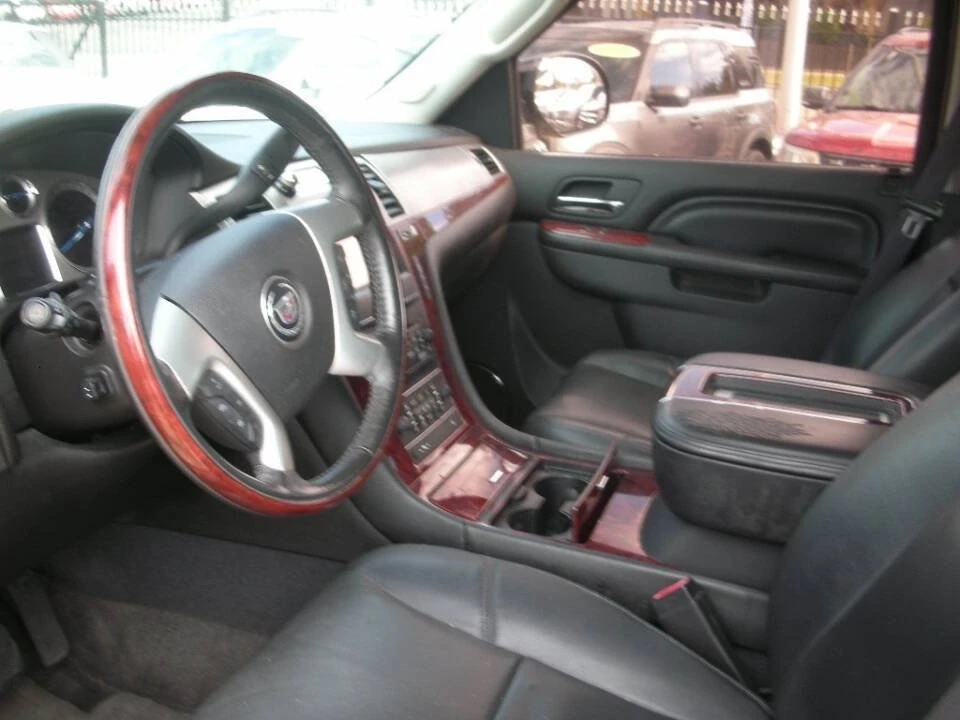 2014 Cadillac Escalade & EXT 3rd Gen - Image 5 of 10