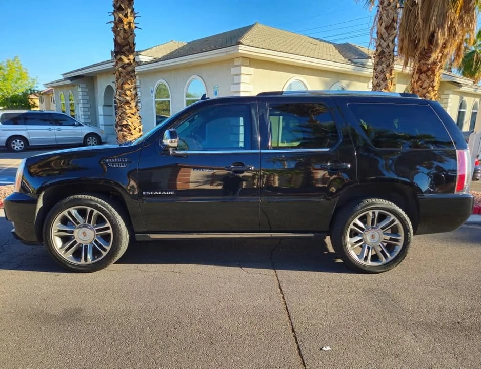 2014 Cadillac Escalade & EXT 3rd Gen - Image 2 of 15